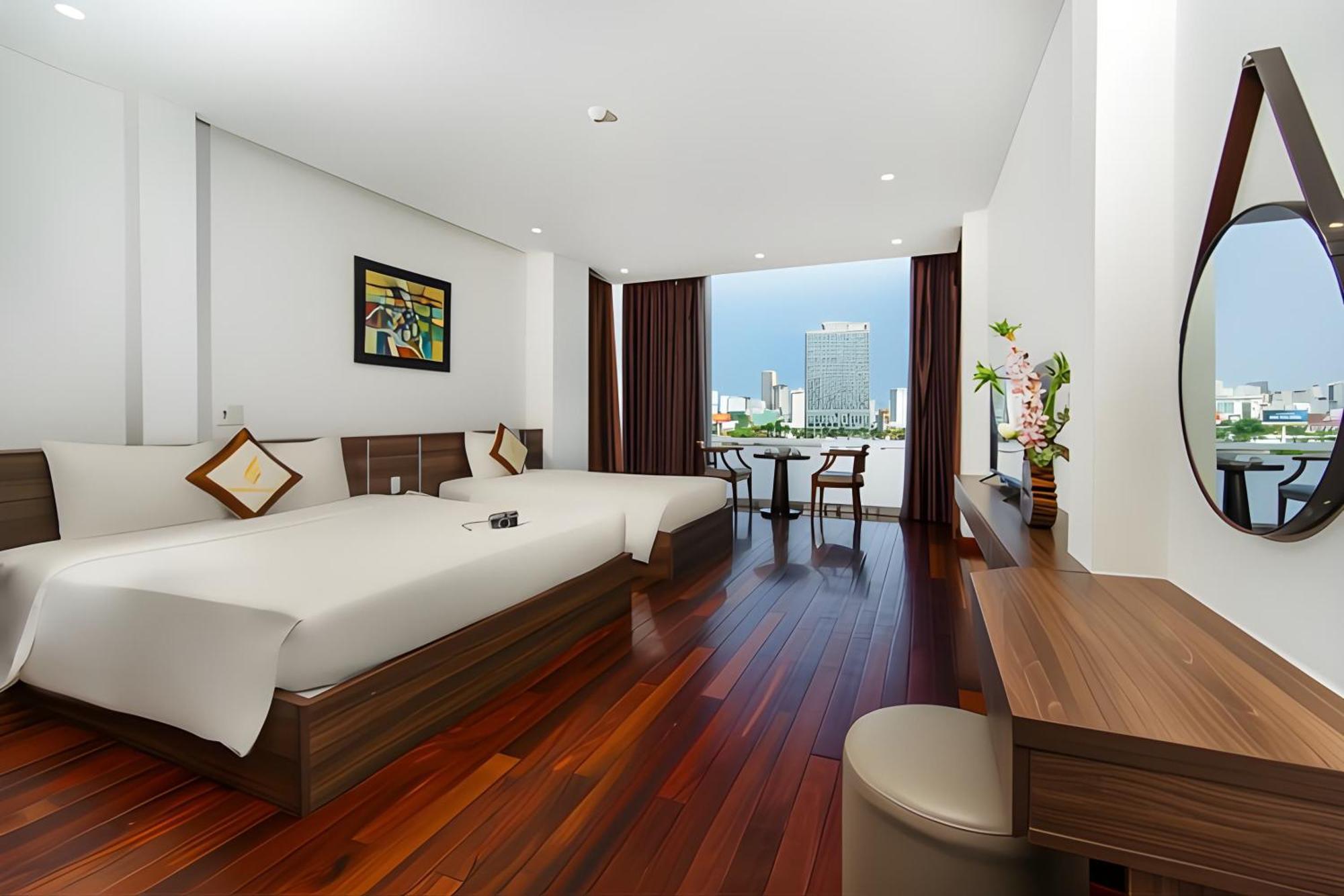 Hoang Linh Riverside Hotel Danang Экстерьер фото