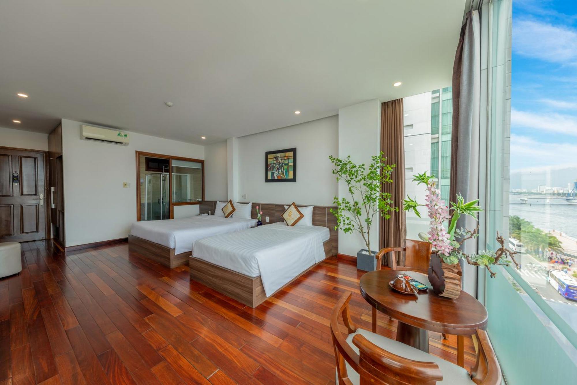 Hoang Linh Riverside Hotel Danang Экстерьер фото